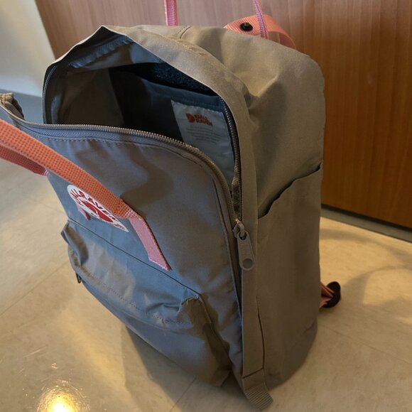 Fjällräven Kånken Backpack - Picture 6 of 6